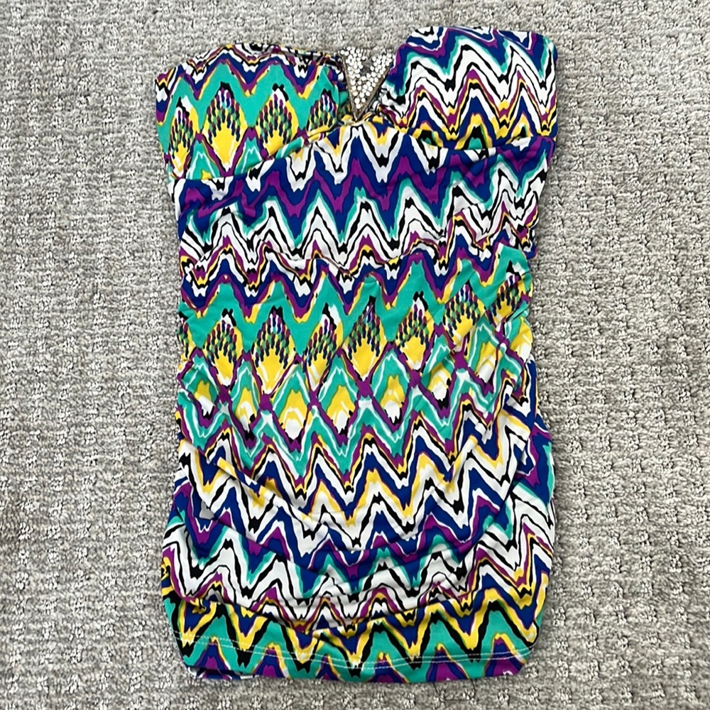 Limité strapless shirt
